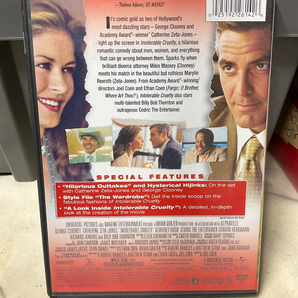 DVD - Intolerable Cruelty.  V157